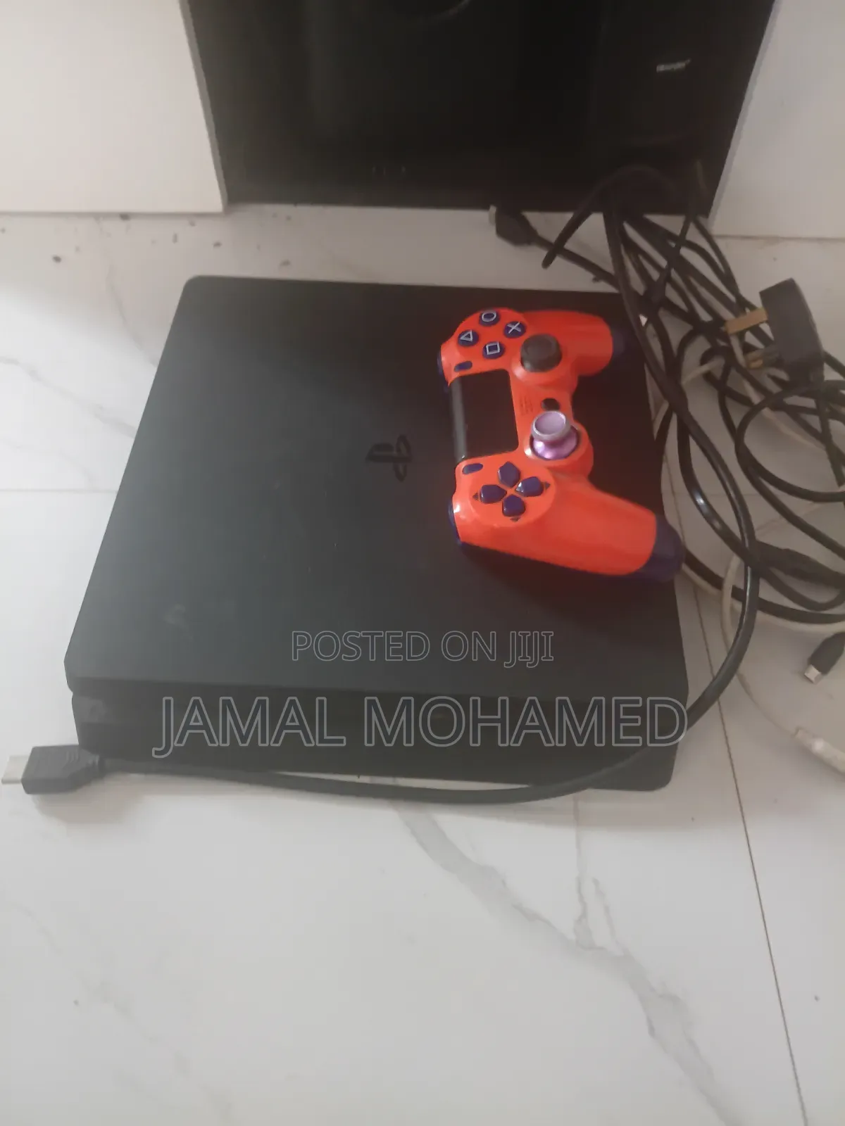 Playstation 4 Slim ,5 Games , 2 Controllers 850,000/=