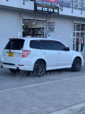 Subaru Forester 2009 White
