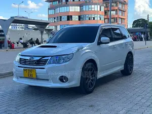 Subaru Forester 2009 White