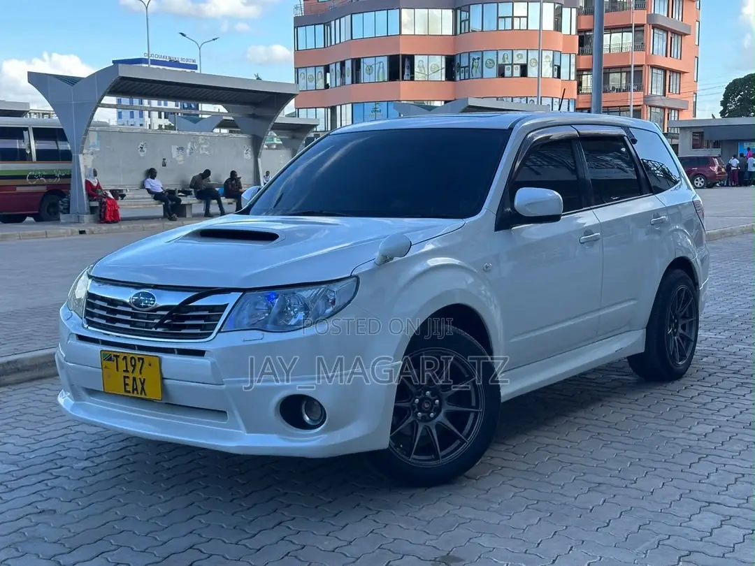 Subaru Forester 2009 White