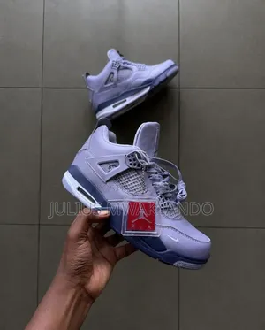 Nike Air Jordan 4
