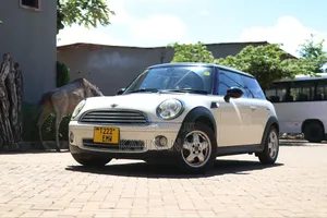Mini Mini 2010 White