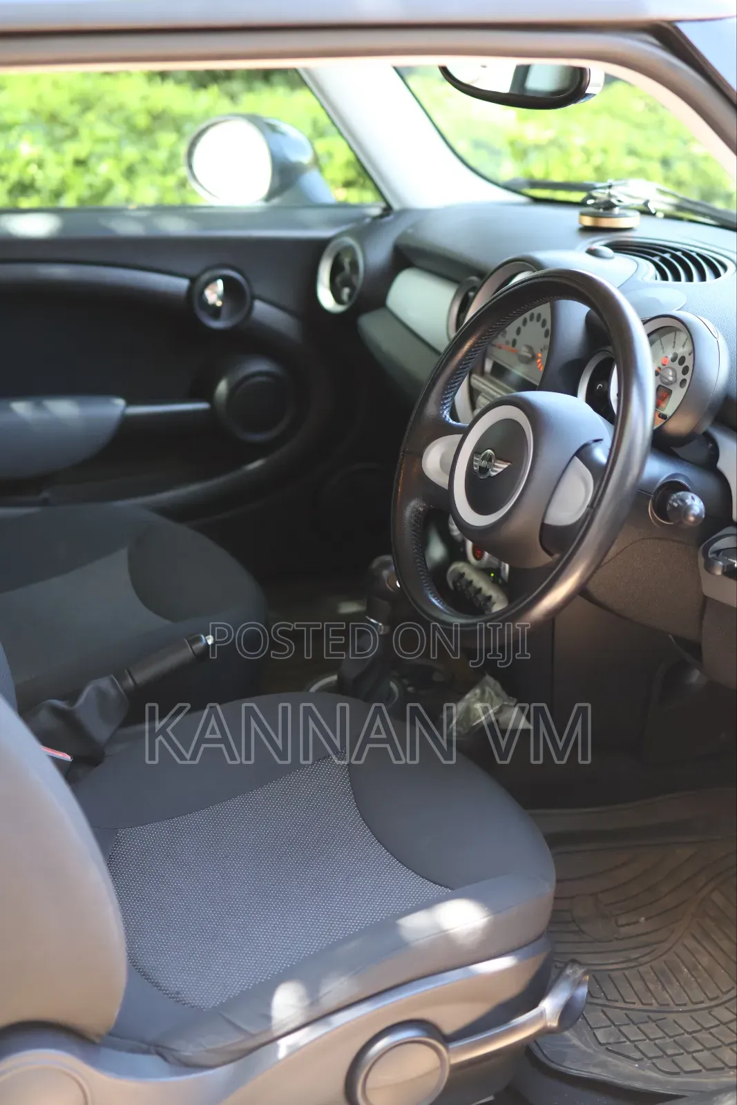 Mini Mini 2010 White
