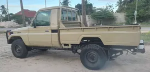 Toyota Land Cruiser 2024 Beige