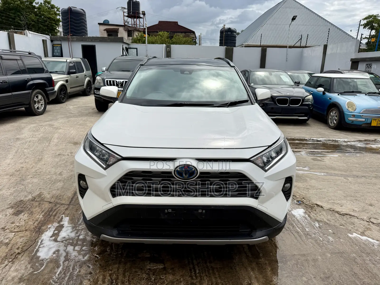 Toyota RAV4 Hybrid 2020 White