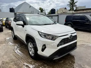 Toyota RAV4 Hybrid 2020 White