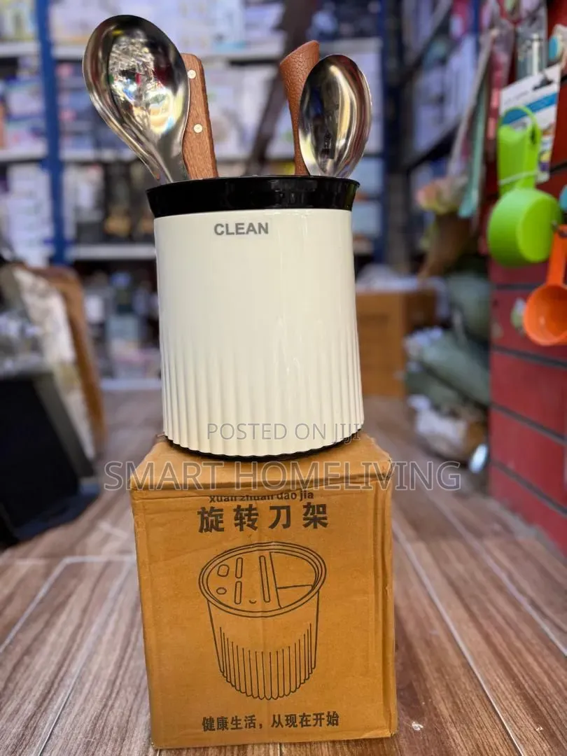 Rotatable Spoon and Knife Plastic Holder