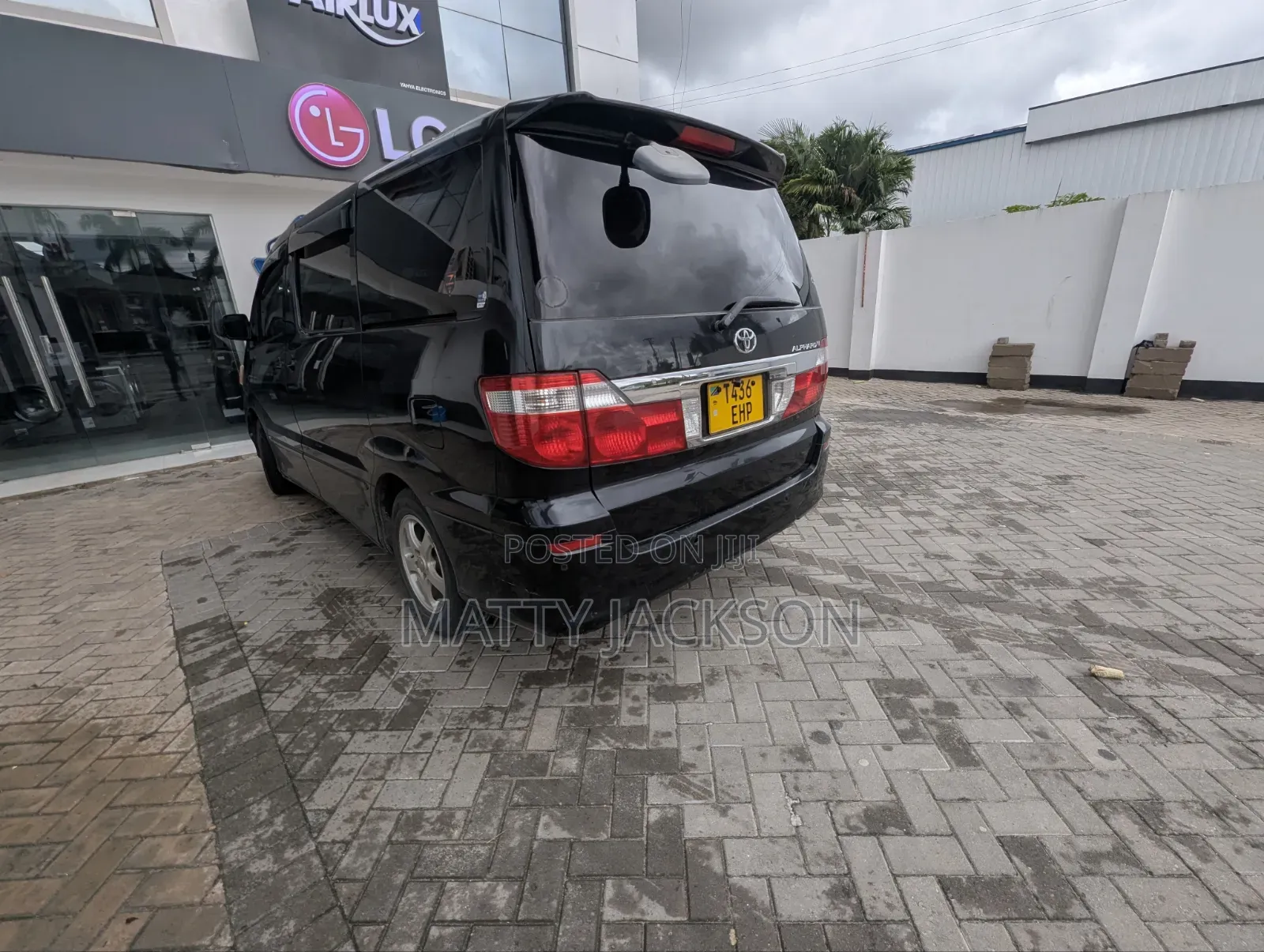 Toyota Alphard 2005 Black