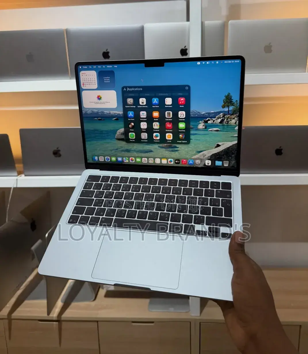 New Laptop Apple MacBook Air 2025 M4 16GB Apple M4 SSD 256GB