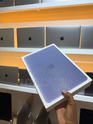 New Laptop Apple MacBook Neo 2026 8GB Apple M1 SSD 256GB