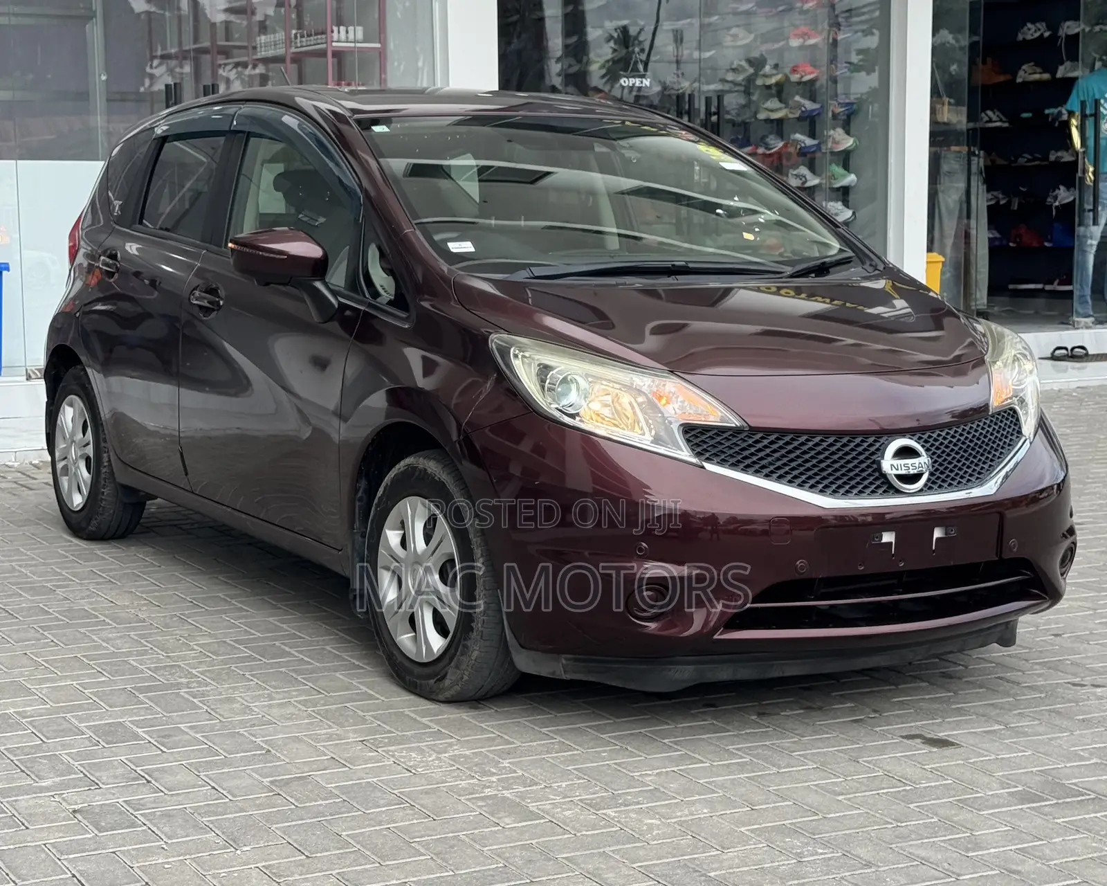 Nissan Note 1.6 Petrol 2016 Black