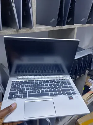 Laptop HP EliteBook 845 G7 8GB AMD Ryzen 5 SSD 256GB