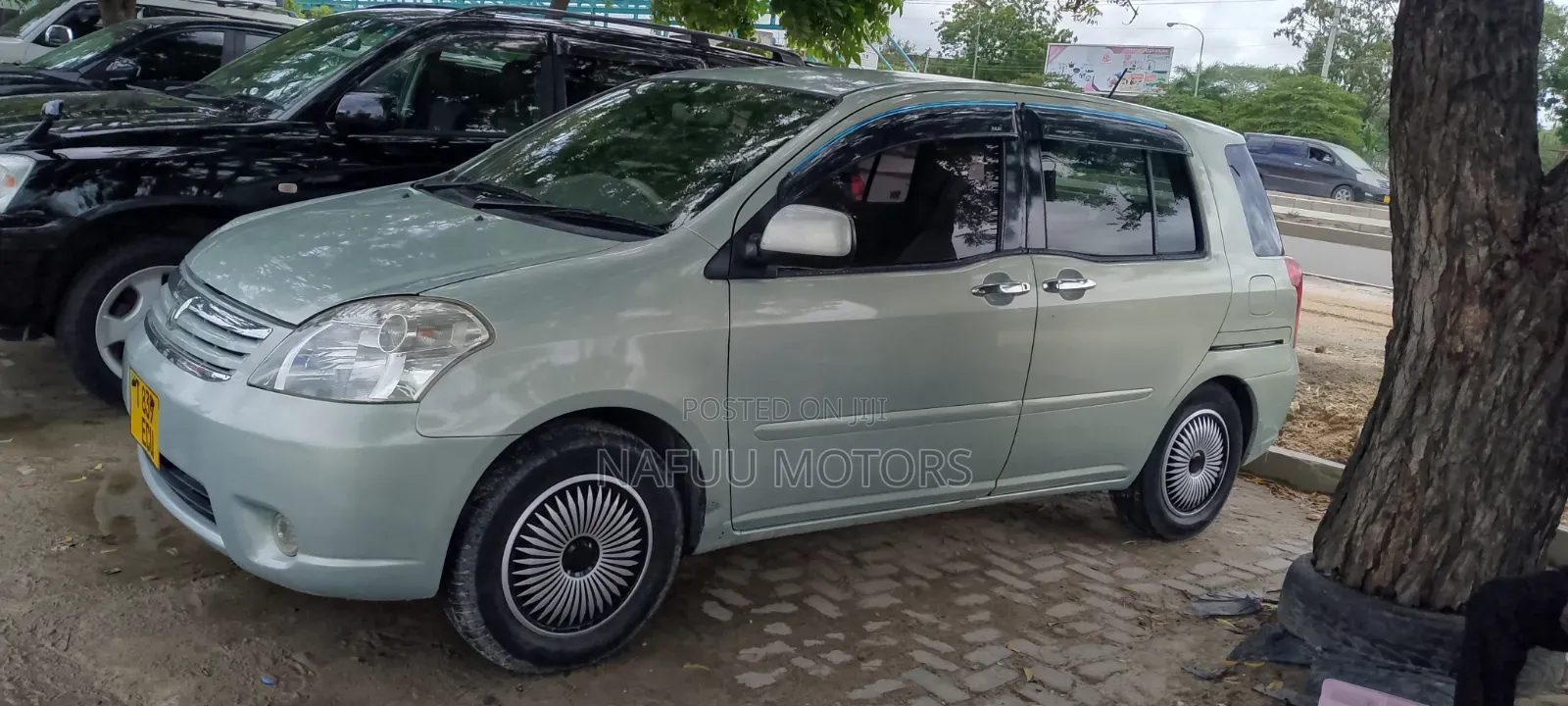 Toyota Raum 1.5 AWD 2008 Silver