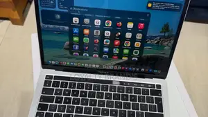 New Laptop Apple MacBook Pro 2020 M1 16GB Apple M1 SSD 256GB