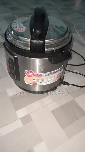 Pressure Cooker (Used)