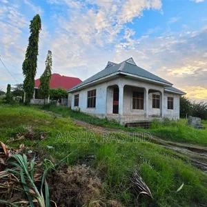 3bdrm House in Goba for sale