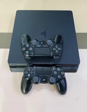 Ps4 Slim 1 Tb Yakuchip 2 Controllers