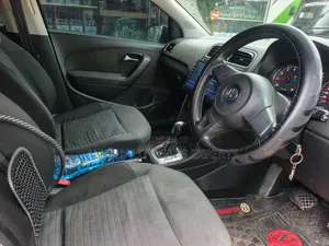 Volkswagen Polo 2014 Black