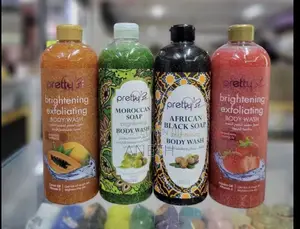 Pretty Be Shower Scrub