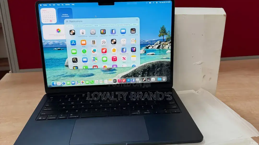 New Laptop Apple MacBook Air 2025 M4 16GB Apple M4 SSD 256GB