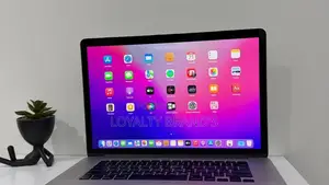 New Laptop Apple MacBook Pro 2015 16GB Intel Core i7 SSD 500GB
