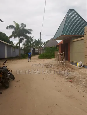 3bdrm House in Biriani Real Estate, Chamazi for sale