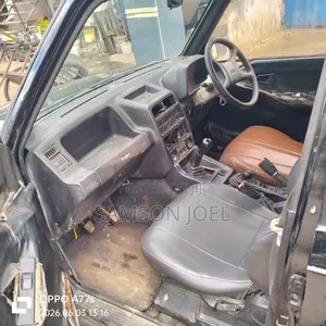 Suzuki Escudo 1998 Black