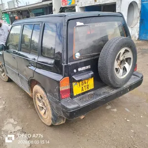Suzuki Escudo 1998 Black
