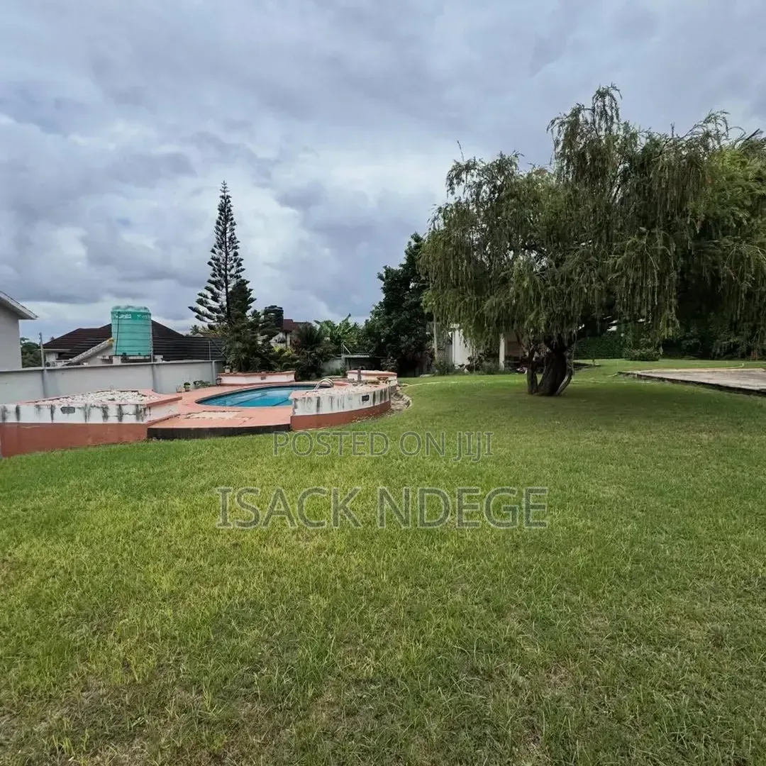 5bdrm House in Salasala, Mbezi Beach for sale