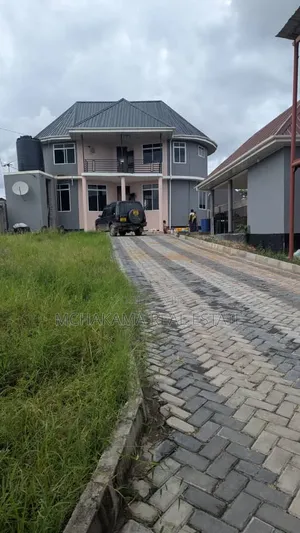 4bdrm Block of Flats in Mchakama Real State, Mbezi for sale
