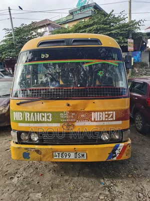 Toyota Coaster 2002 Yellow