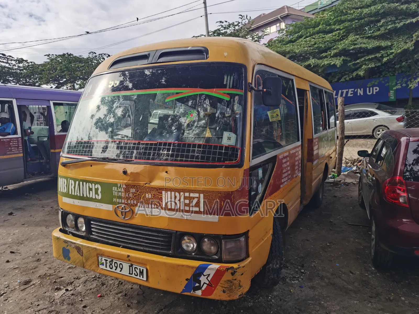 Toyota Coaster 2002 Yellow