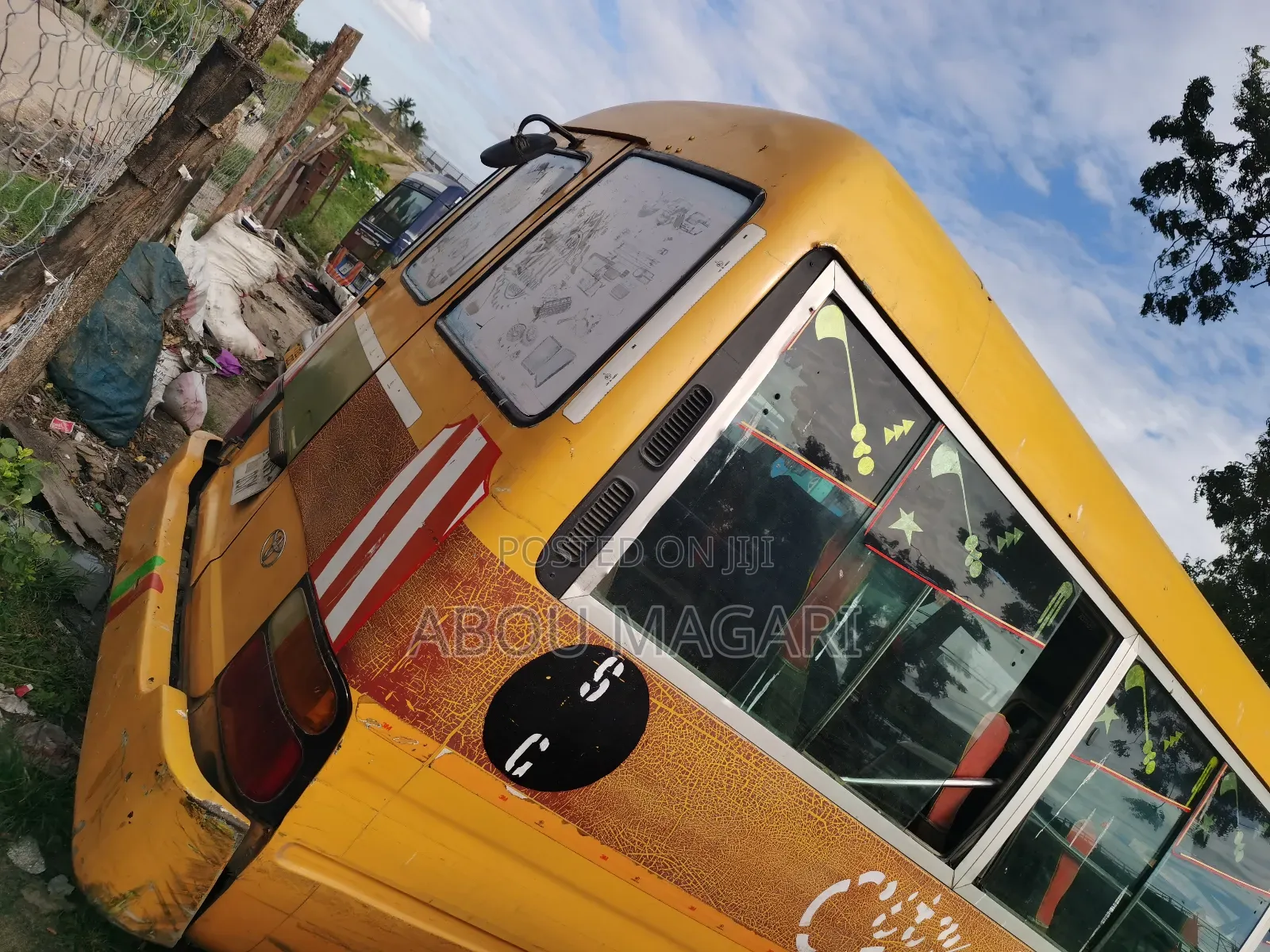 Toyota Coaster 2002 Yellow