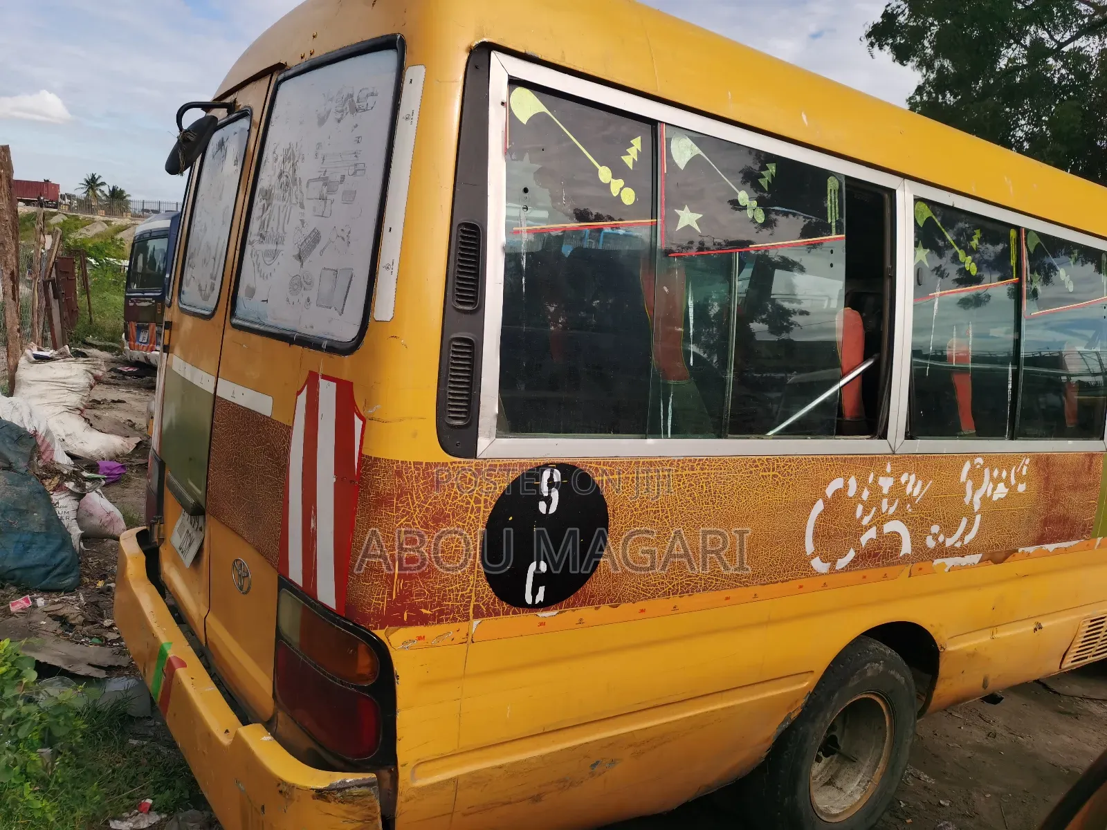 Toyota Coaster 2002 Yellow