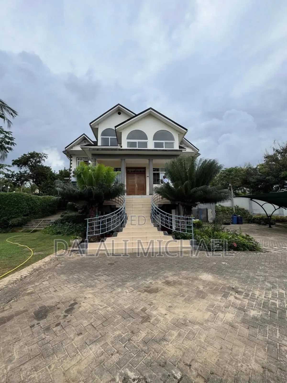 5bdrm House in Salasala, Mbezi Beach for sale