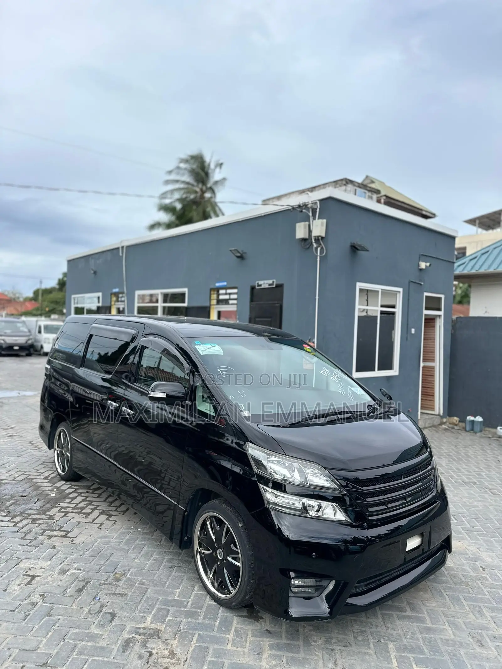 Toyota Alphard 2010 Black
