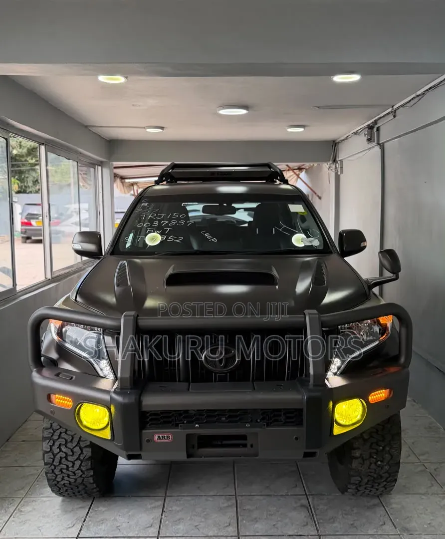 Toyota Land Cruiser Prado 2014