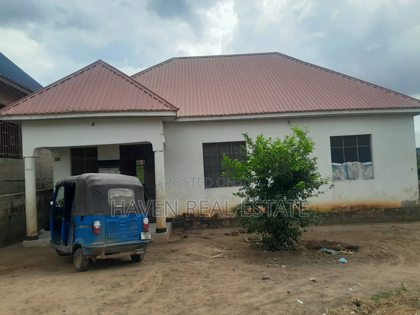 3bdrm House in Mbezi for sale