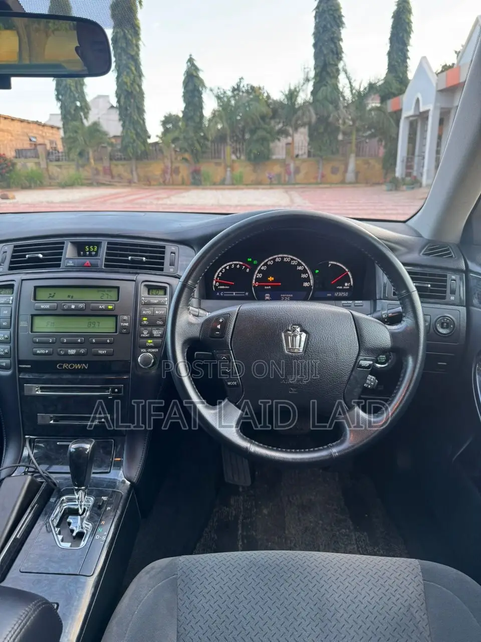 Toyota Crown 2006 White