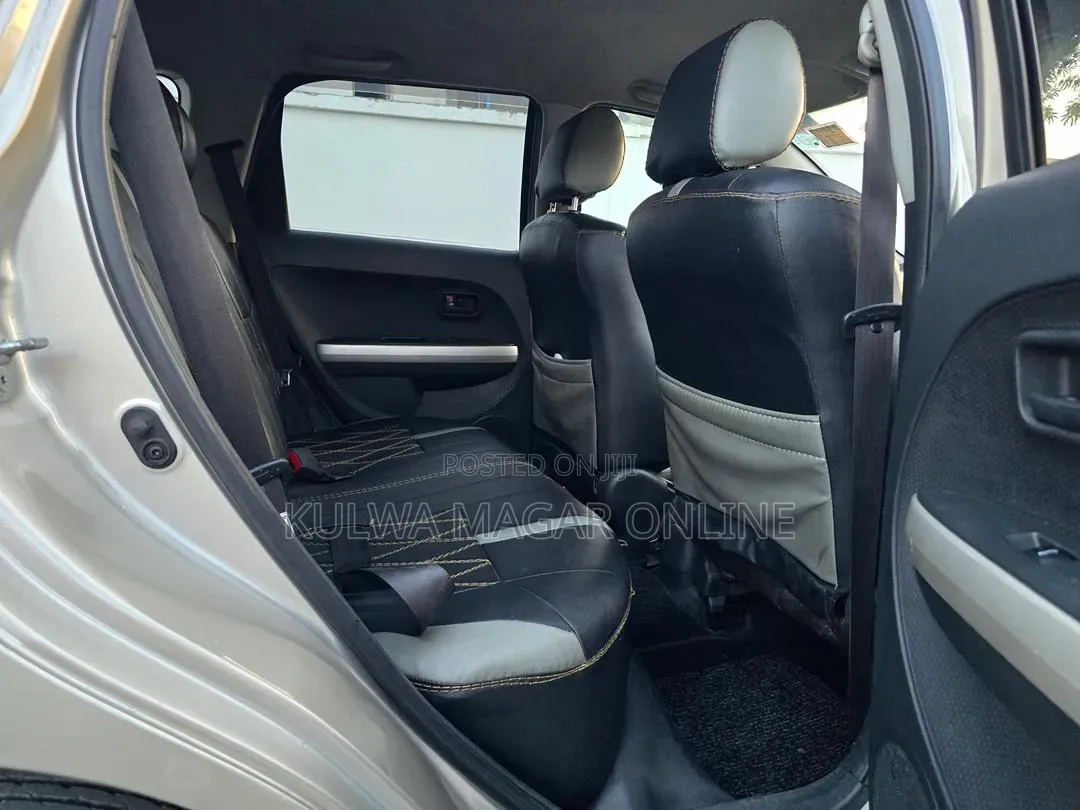 Toyota IST 2005 Silver