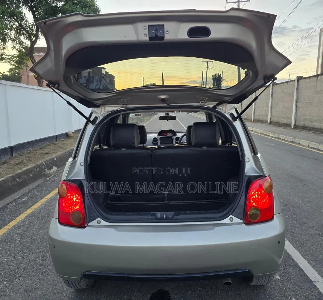 Toyota IST 2005 Silver