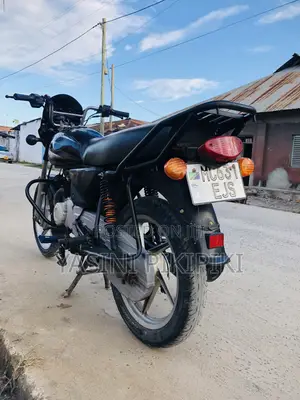 Bajaj Boxer 125 2025 Black
