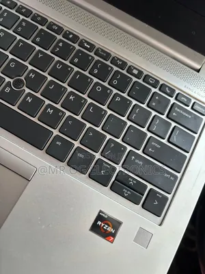 Laptop HP EliteBook 735 8GB AMD Ryzen 7 SSD 256GB