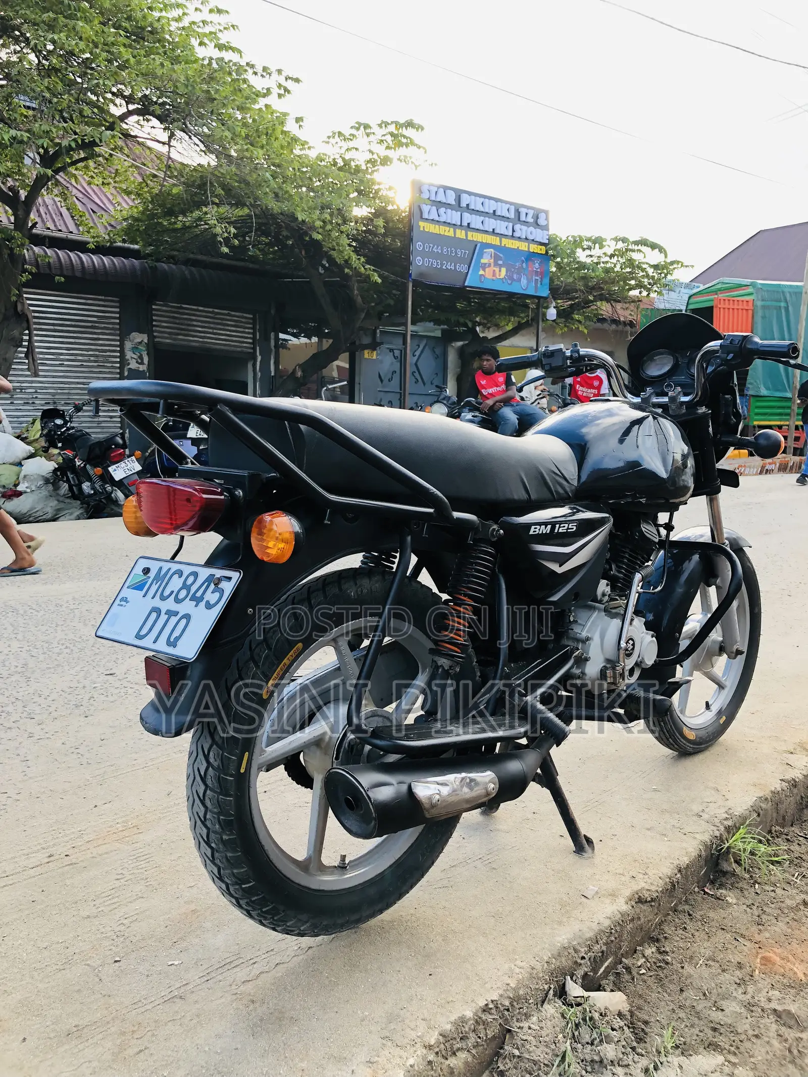 Bajaj Boxer 125 2025 Black