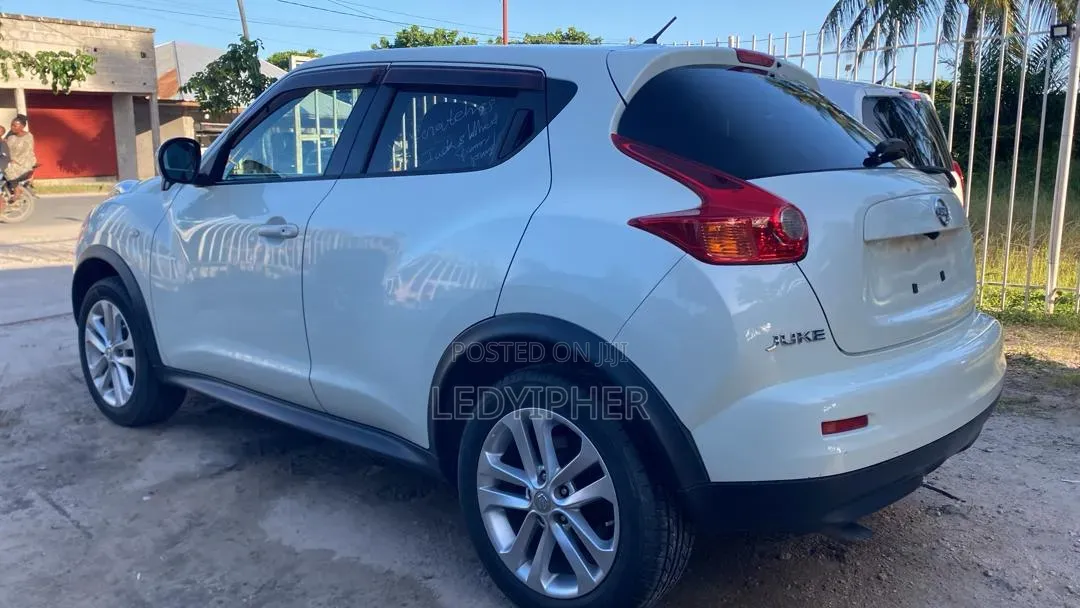 Nissan Juke S 2011 White