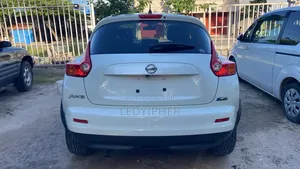 Nissan Juke S 2011 White