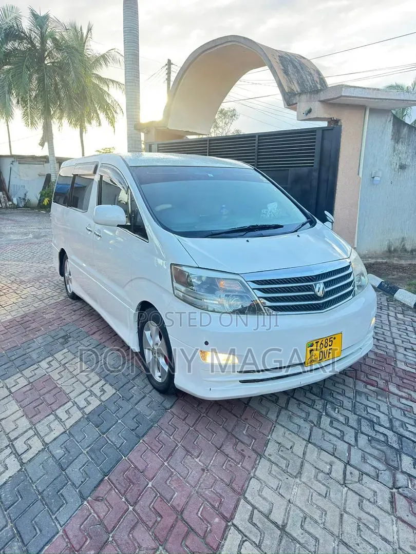 Toyota Alphard 2006 White