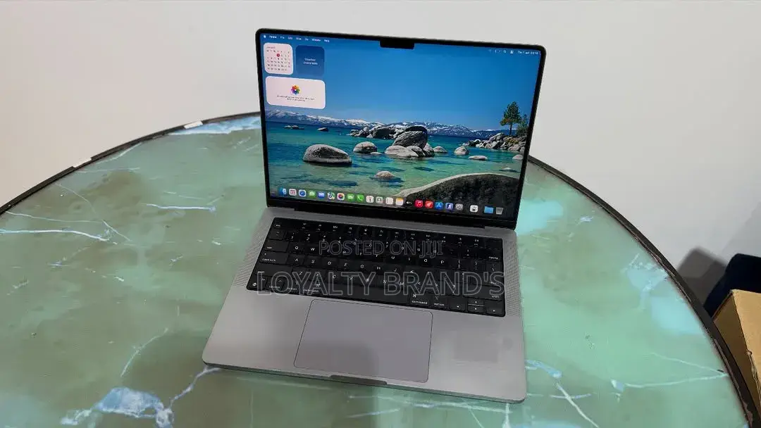 New Laptop Apple MacBook Pro 2021 M1 16GB Apple M1 Pro SSD 512GB