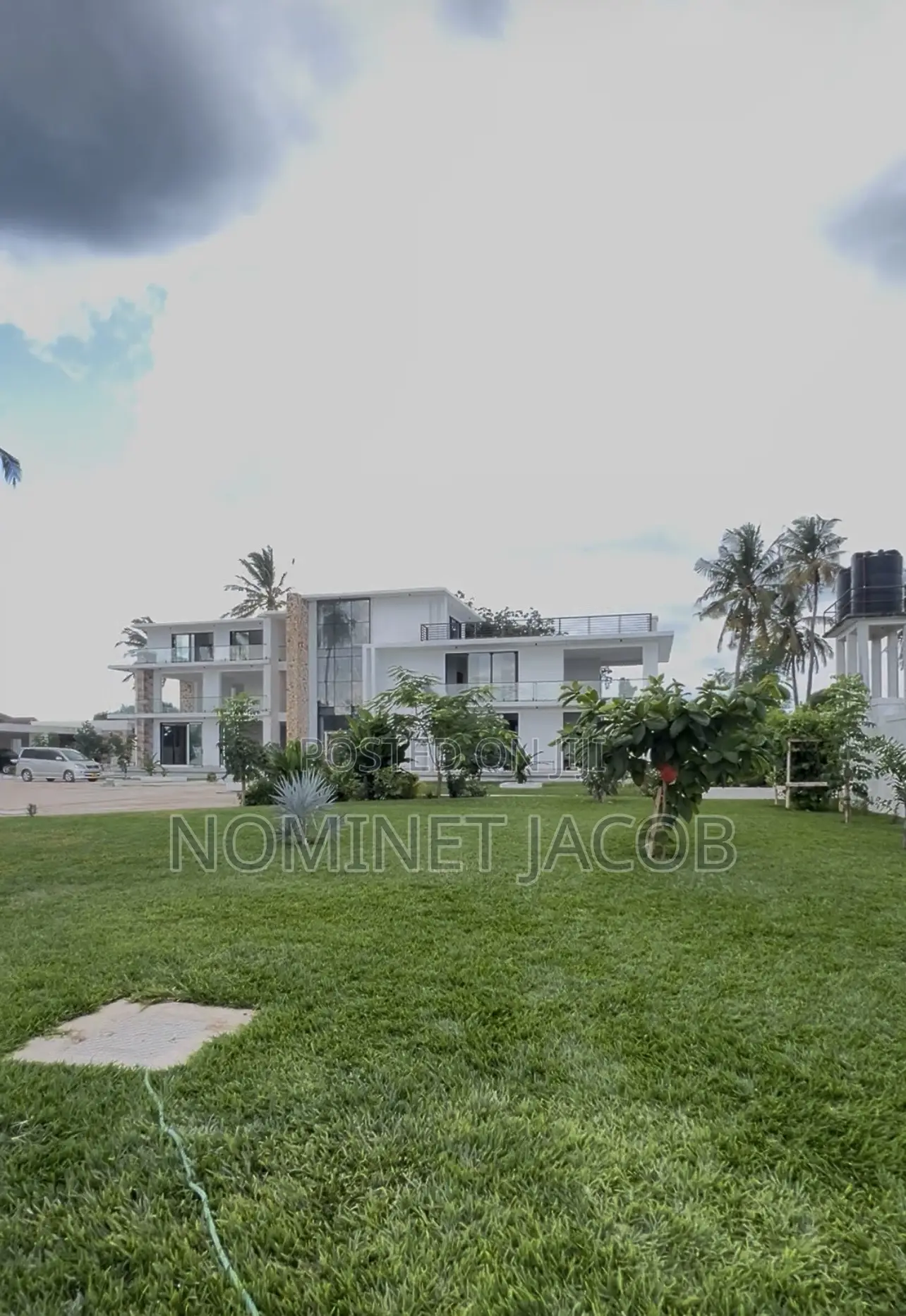 Furnished 6bdrm House in Bahari Beach Dar Es, Kunduchi for sale