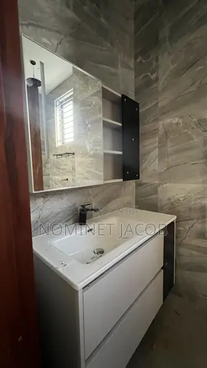 Furnished 6bdrm House in Bahari Beach Dar Es, Kunduchi for sale